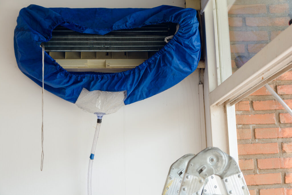 air conditioner servicing main photo
